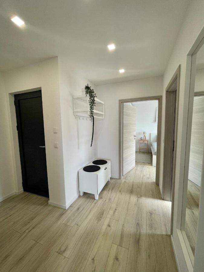 Lambda Holiday Apartments Jesenice  Exterior foto